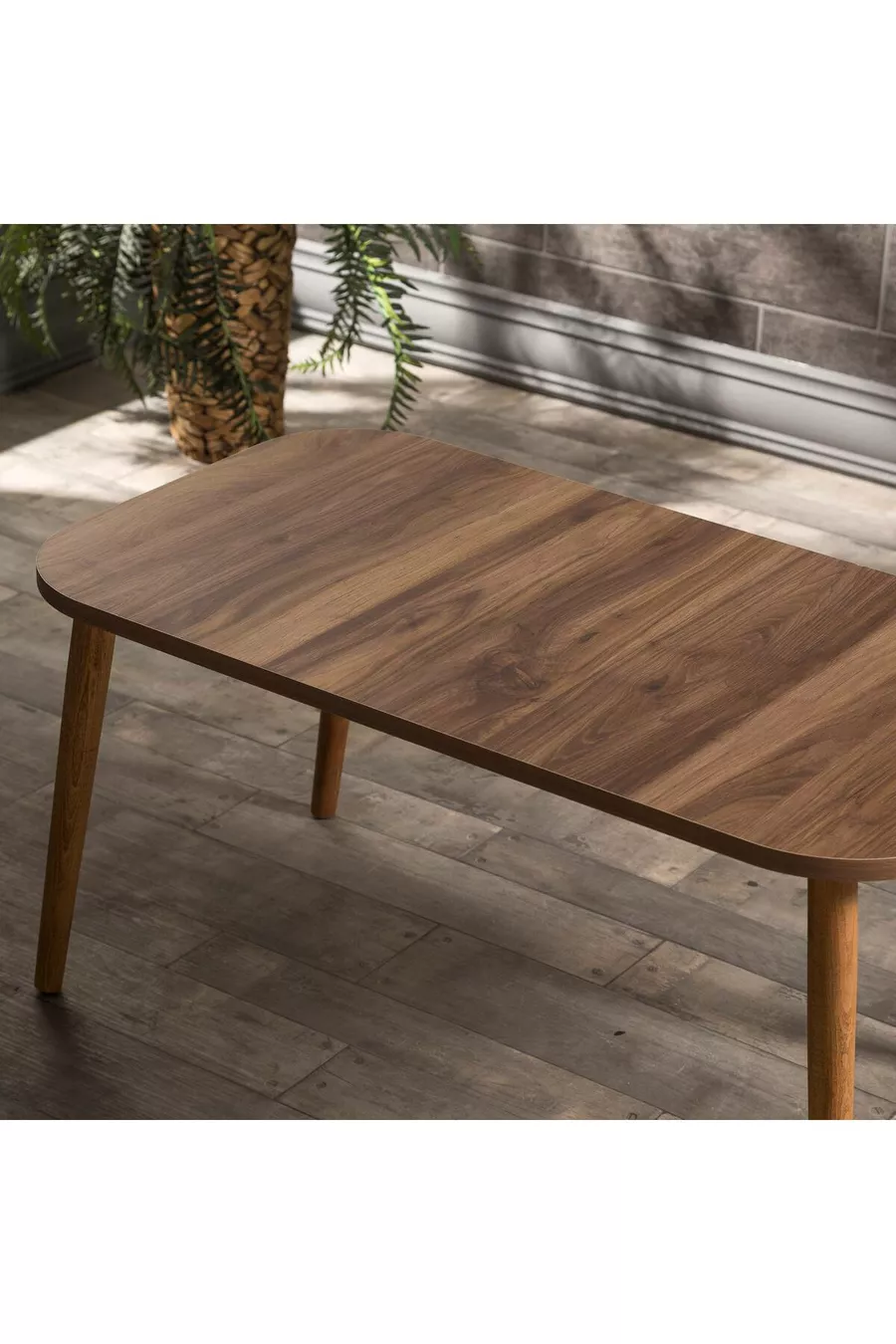 Table basse Kr et ensemble de tables gigognes Kr en noyer