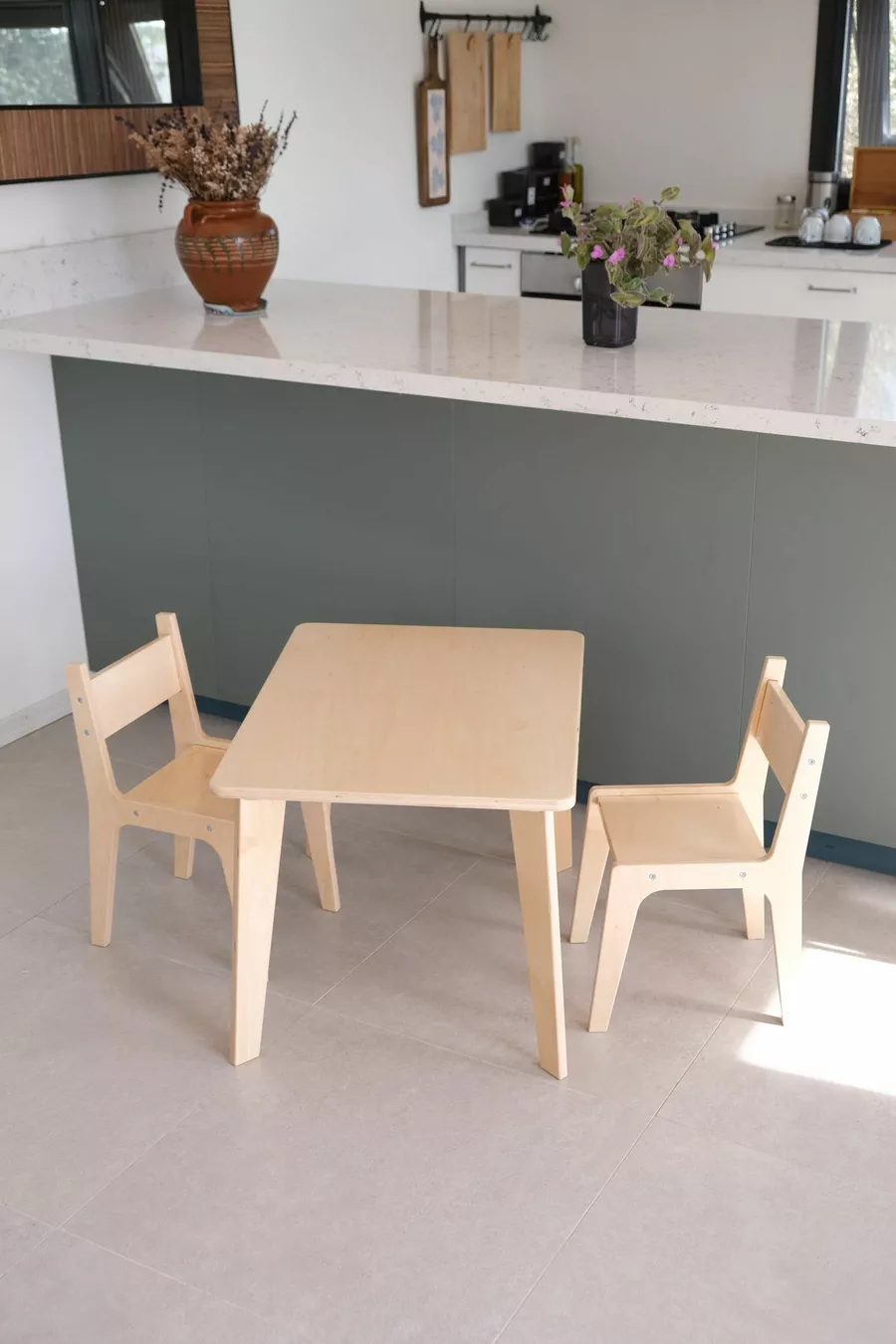 Ensemble de table et chaises en bois Montessori pour enfants (1 table + 2 chaises)
