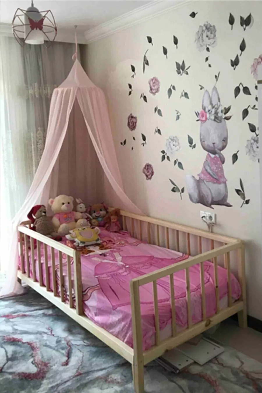 Lit Montessori en bois DESIGN avec pieds