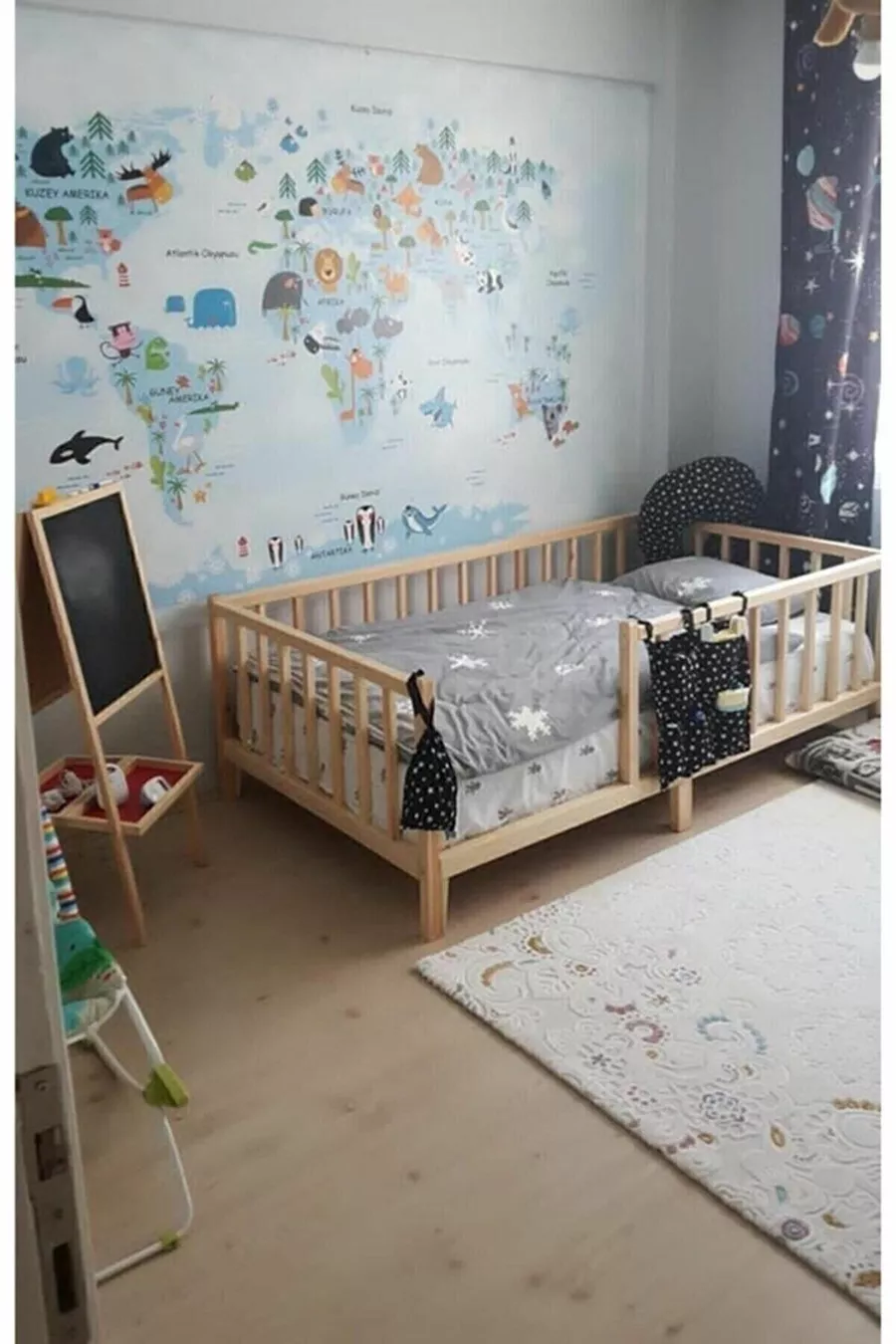 Lit Montessori Unisexe pour Bébé et Enfant en Bois Naturel