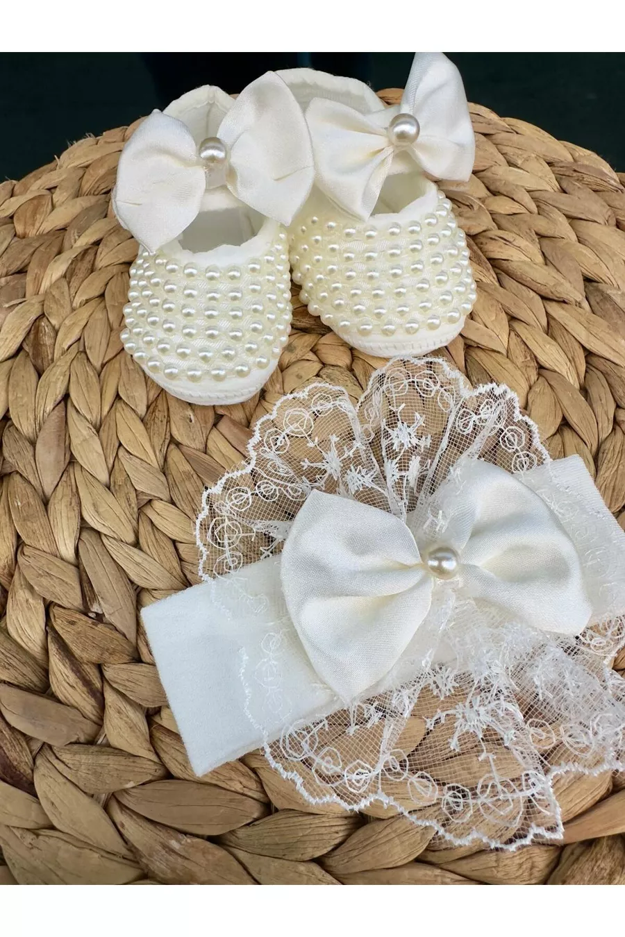 Ensemble de bandeau et chaussons pour bébé fille avec détail nœud, chaussons brillants avec perles et dentelle,  cm, chaussons de luxe avec scratchs, pour cadeau