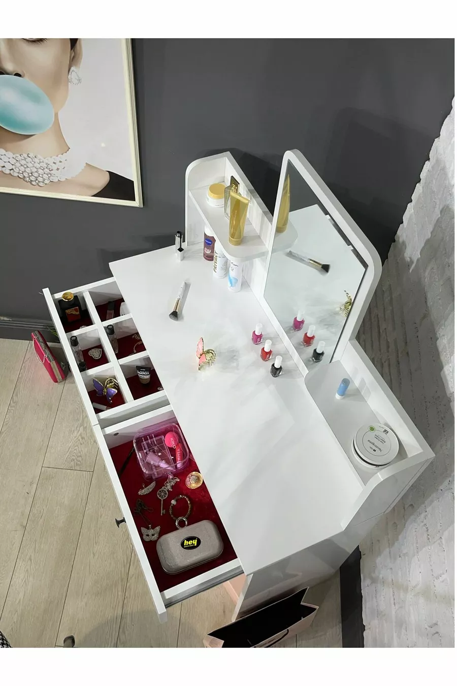 Coiffeuse avec miroir, table de toilette avec 2 tiroirs, organiseur de bijoux et étagère, blanc, cm