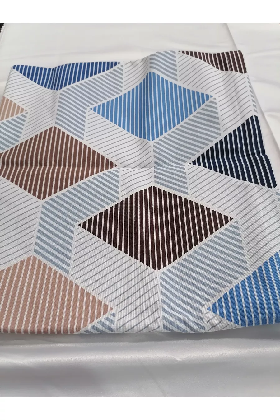 HOUSSE DE MATELAS ET D'OREILLER EN MOUSSE