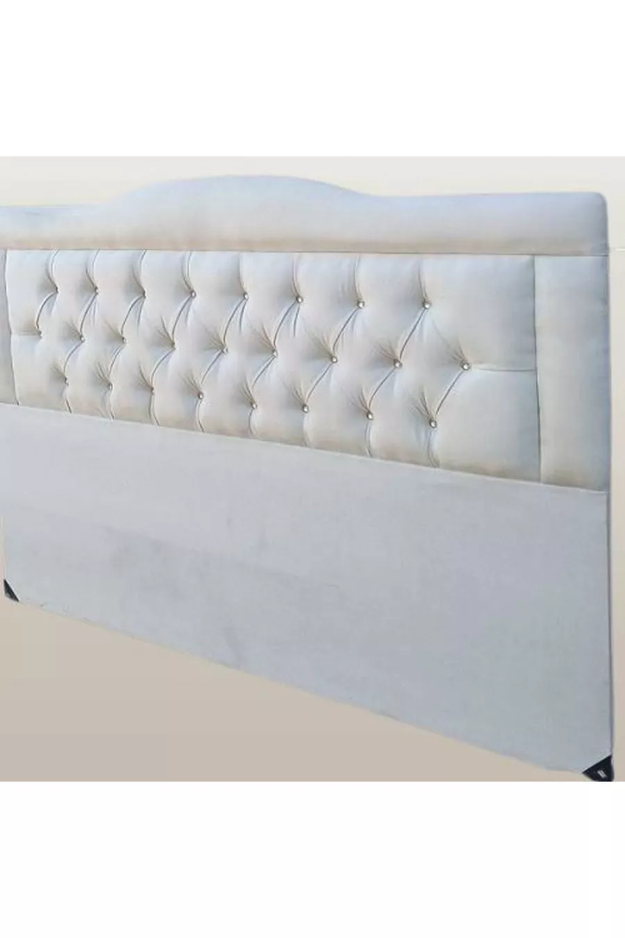Titre DK Double Taille 'Plume de poulain' Crème Tissu Rembourré Fait Main