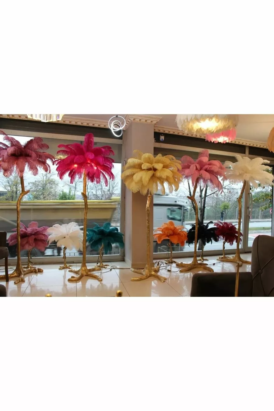 Plume d'autruche pour lampadaire