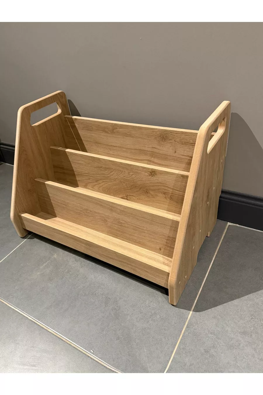 Bibliothèque Montessori à 3 étagères en MDF très pratique