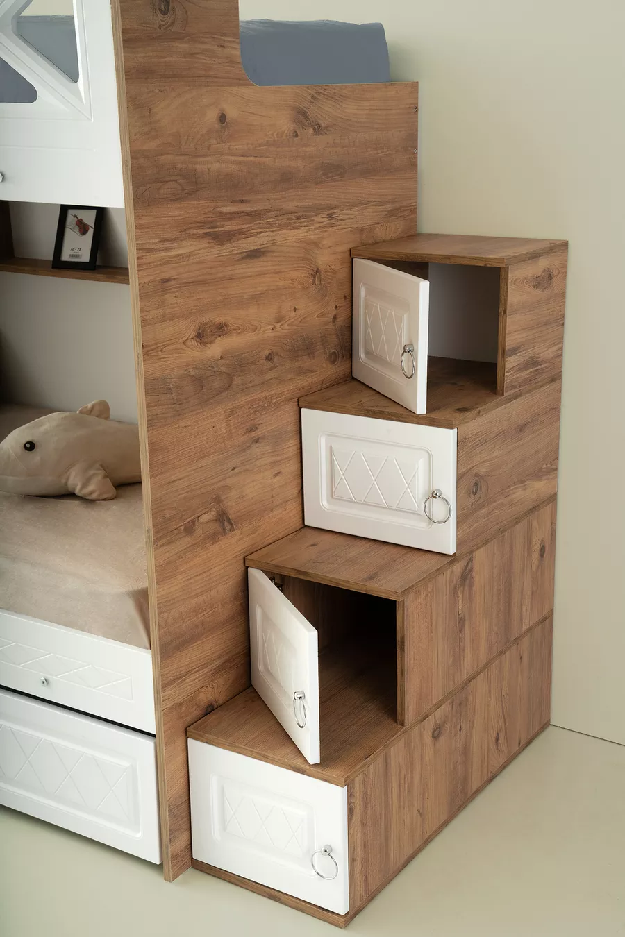 Mars Ranza / Pin-blanc / 3 sections de couchage avec escalier à placard / 100 % MDF