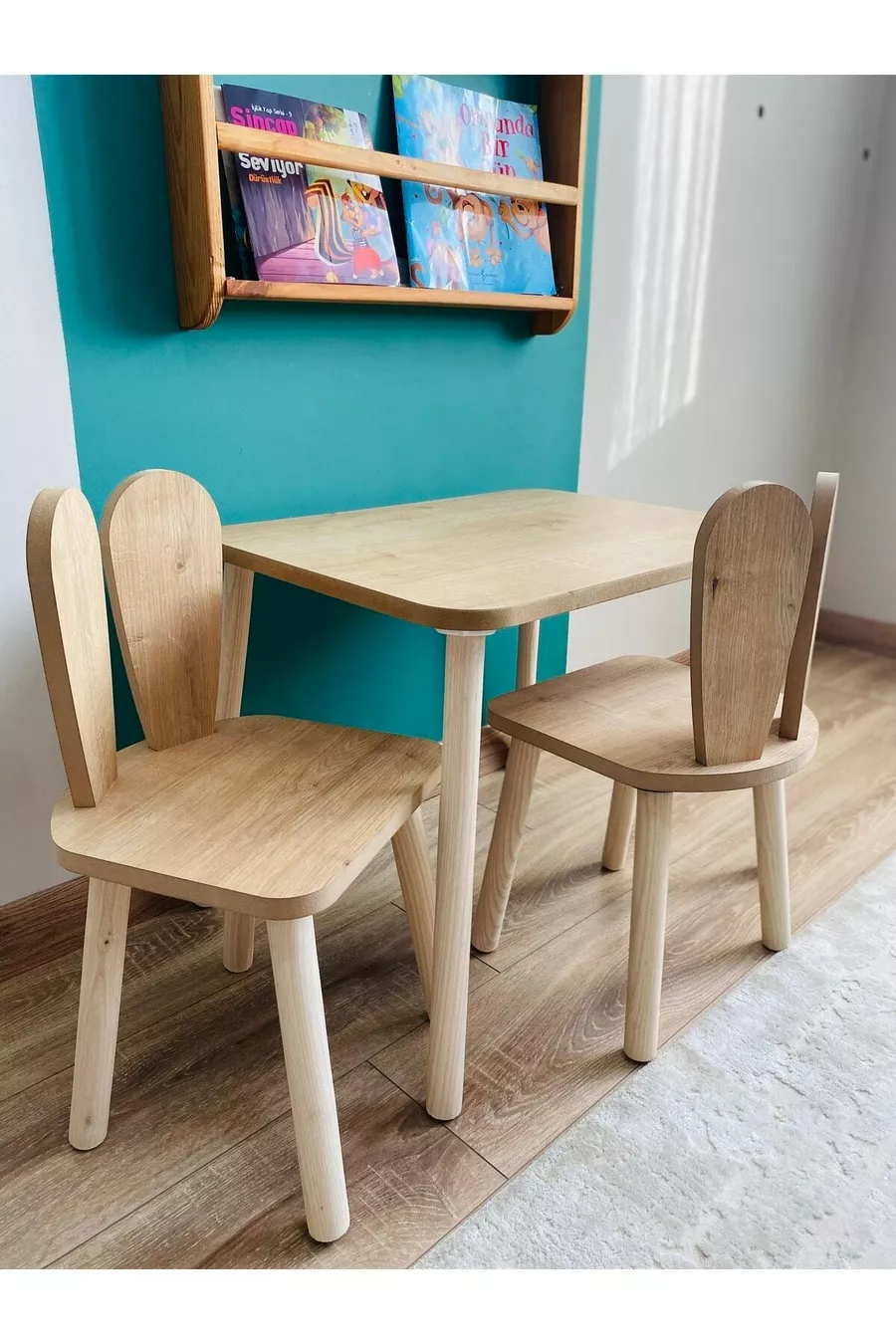 TABLE ET CHAISES D'ACTIVITÉ MONTESSORI 1 TABLE 2 CHAISES OREILLES DE LAPIN