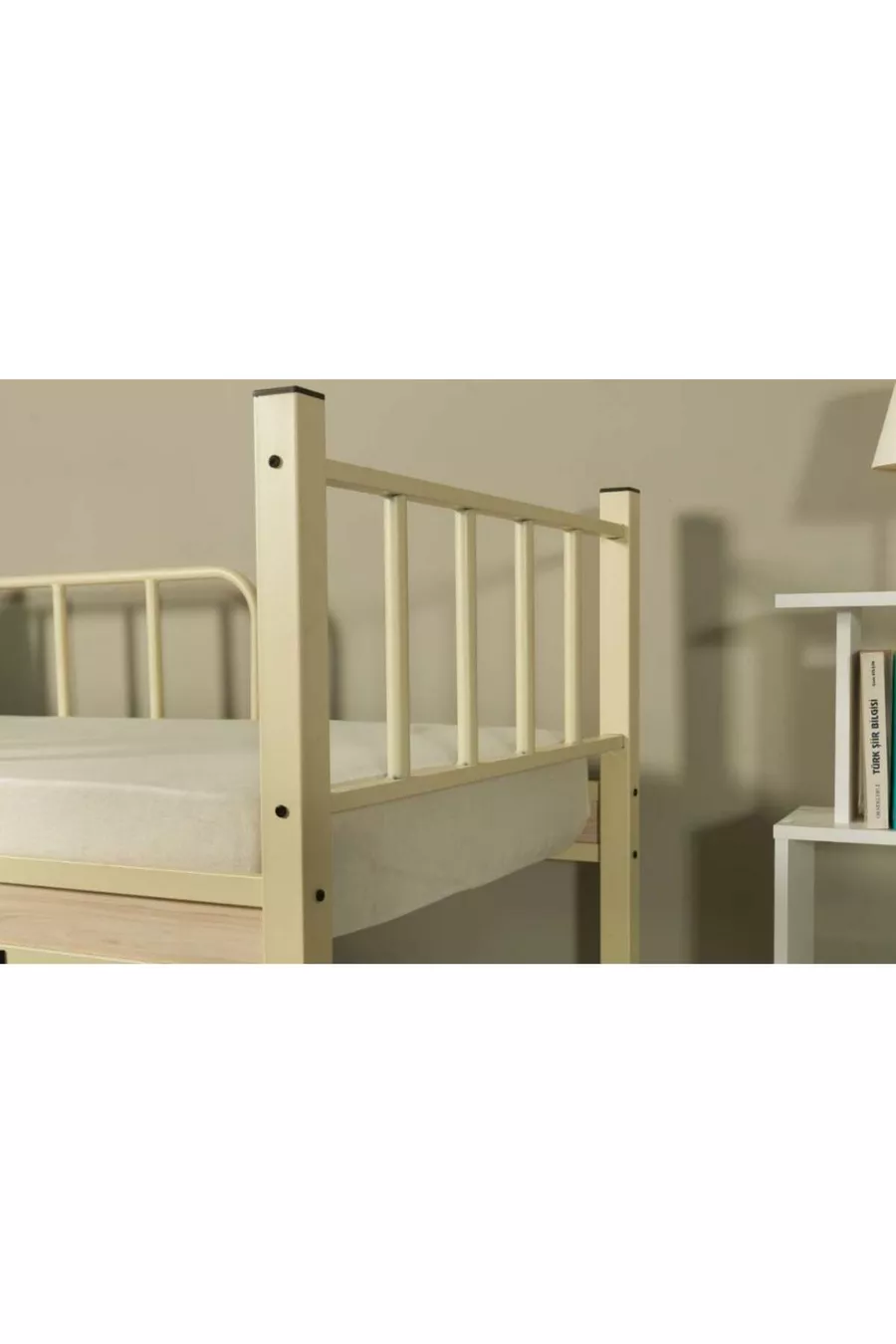 Lits superposés en métal Yurt Crème