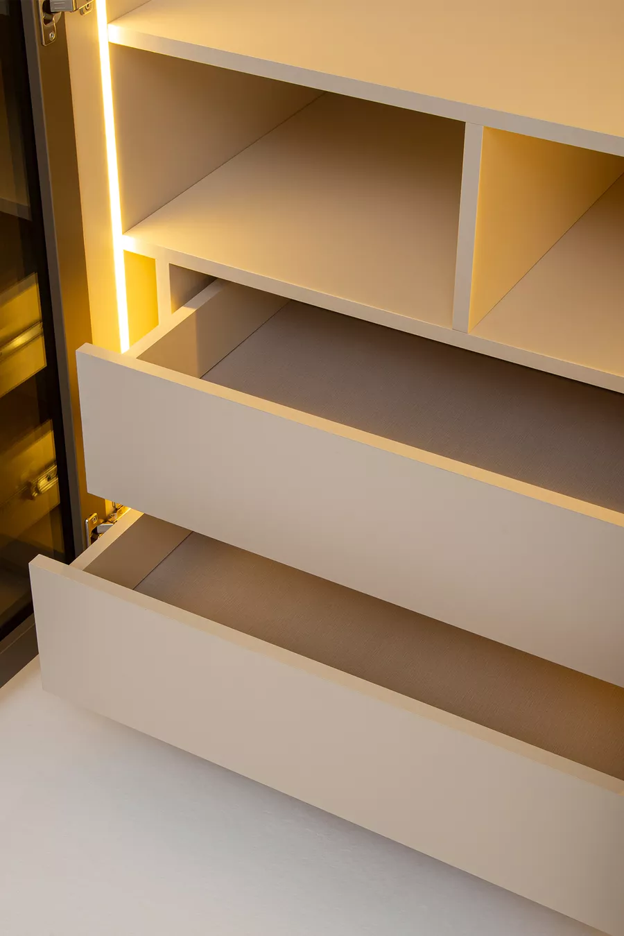 Ensemble de chambre à coucher Lumera avec portes en verre