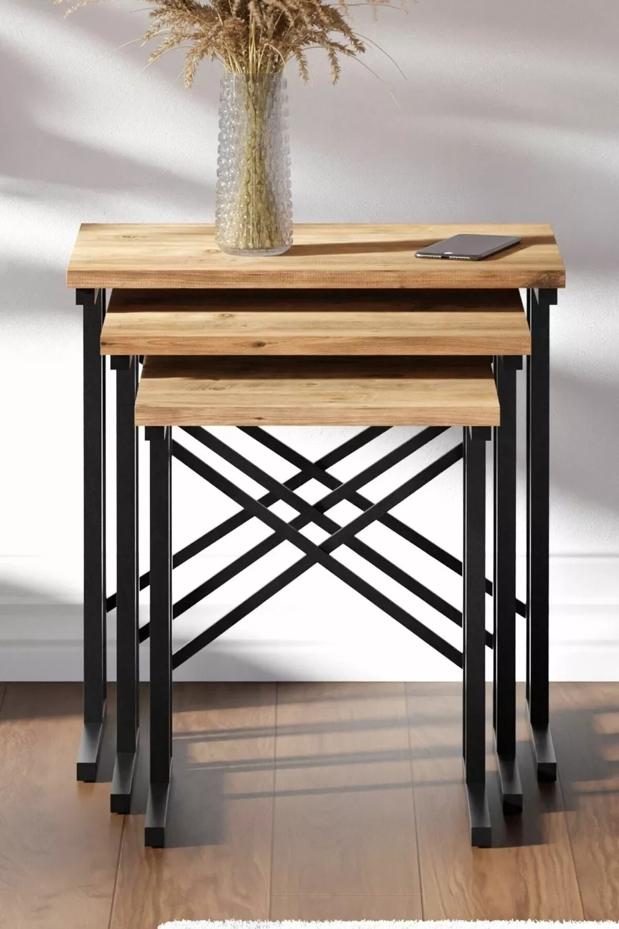 Table gigogne  en métal avec pieds - Pin