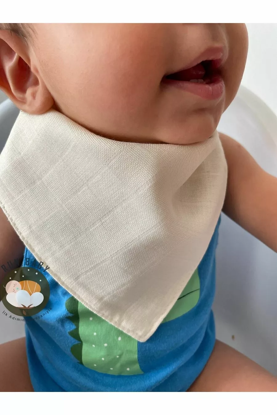 (4 PIÈCES) Bavoir & Foulard pour Bébé en Tissu Mousseline avec Pressions Run Baby