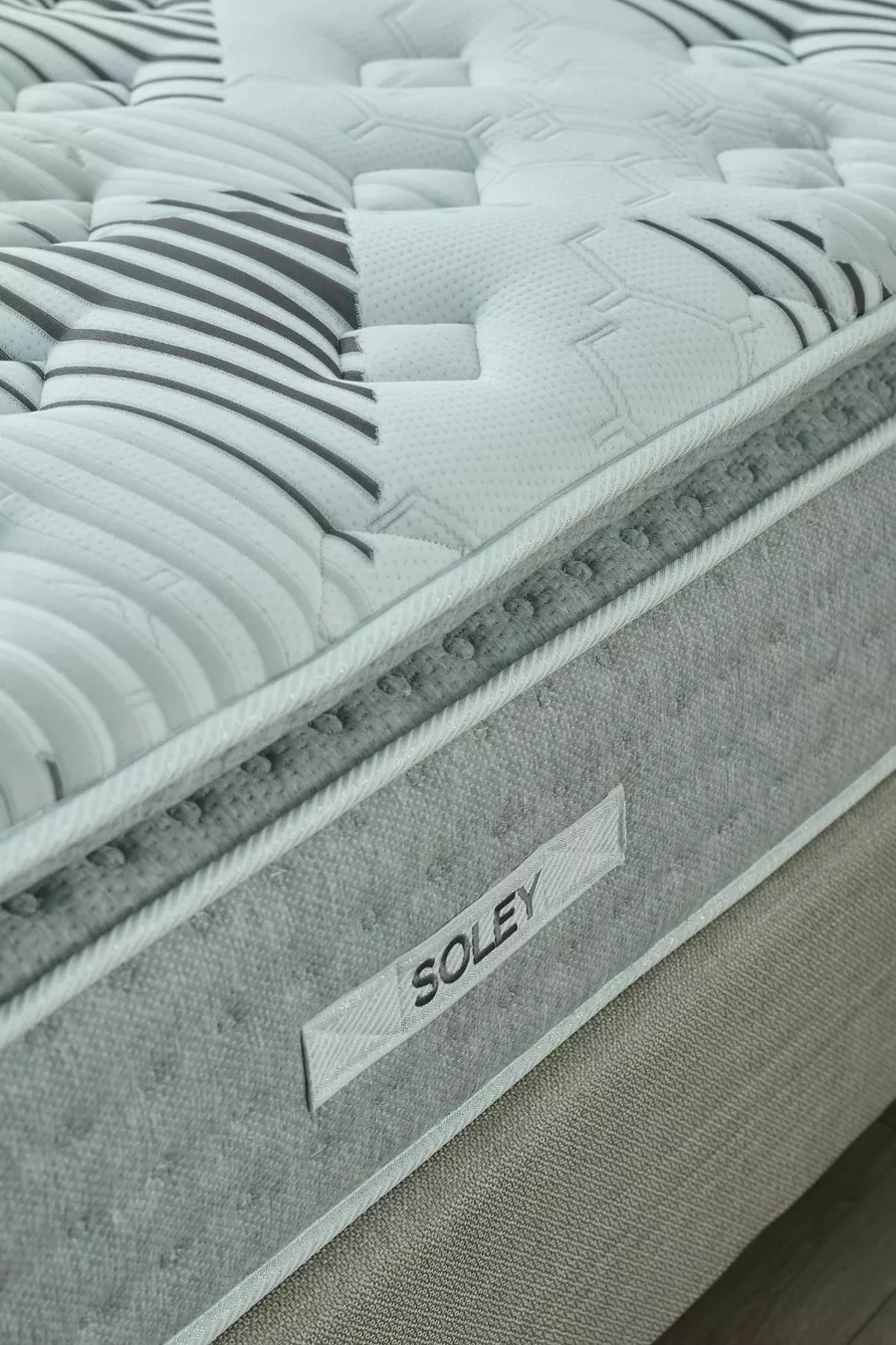 | Anti-stress | Matelas à ressorts ensachés entièrement orthopédique avec rembourrage