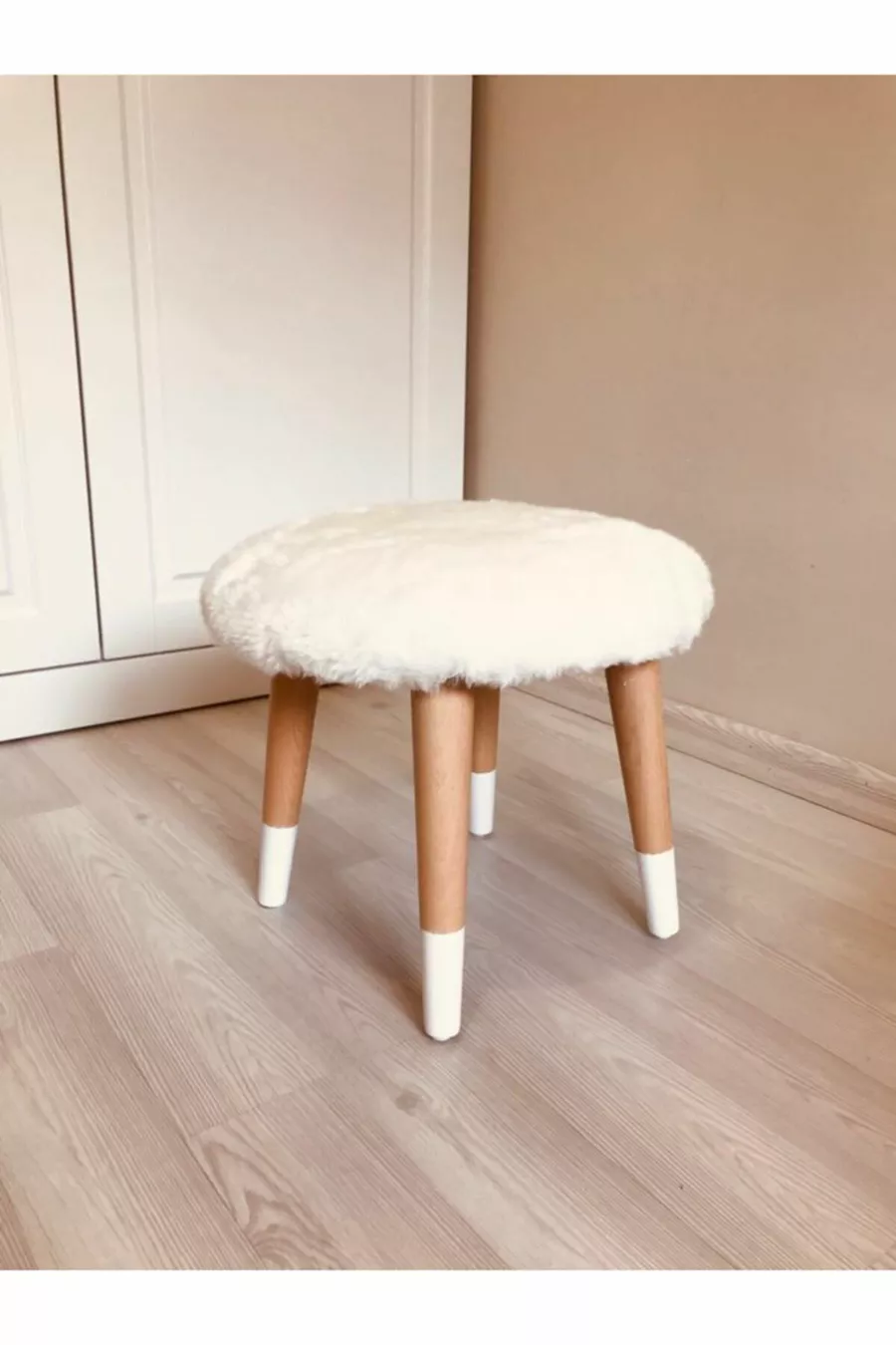 Tabouret pour enfants en peluche blanc Webpanya pour chambre d'enfant, chaise de bureau pour enfants