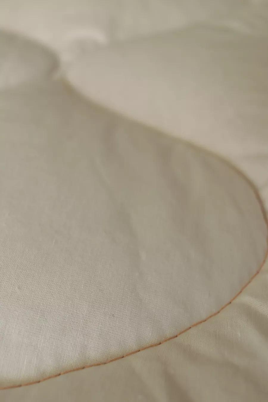 Surmatelas et matelas épais en laine d'agneau % mérinos naturelle,  g/m²
