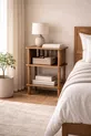 Chevet en noyer Linde Minimaliste en MDF avec pieds en bois ; Chambre à coucher - Salon - Bureau