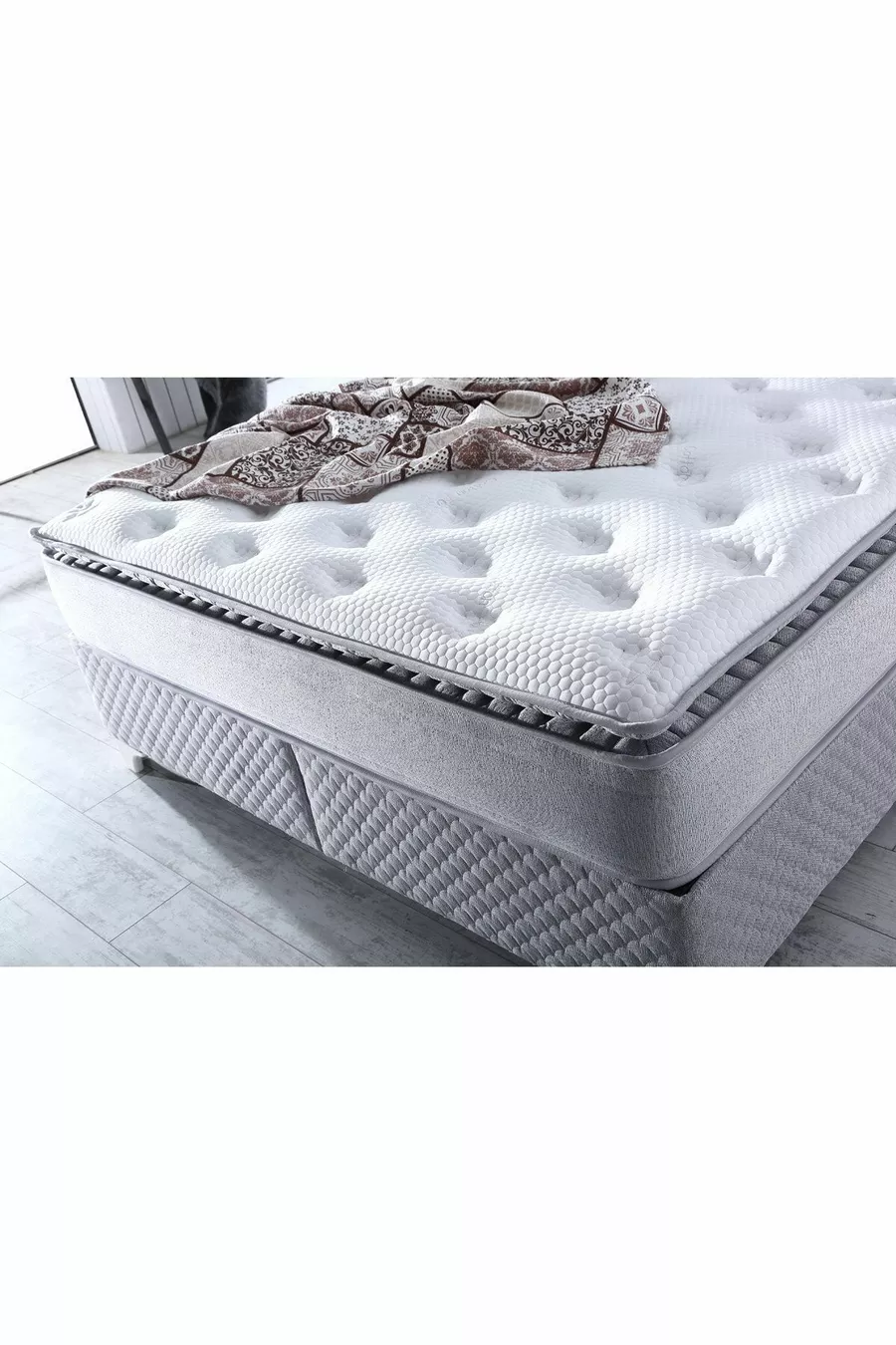 Matelas à ressorts avec pack de rythme ultra orthopédique