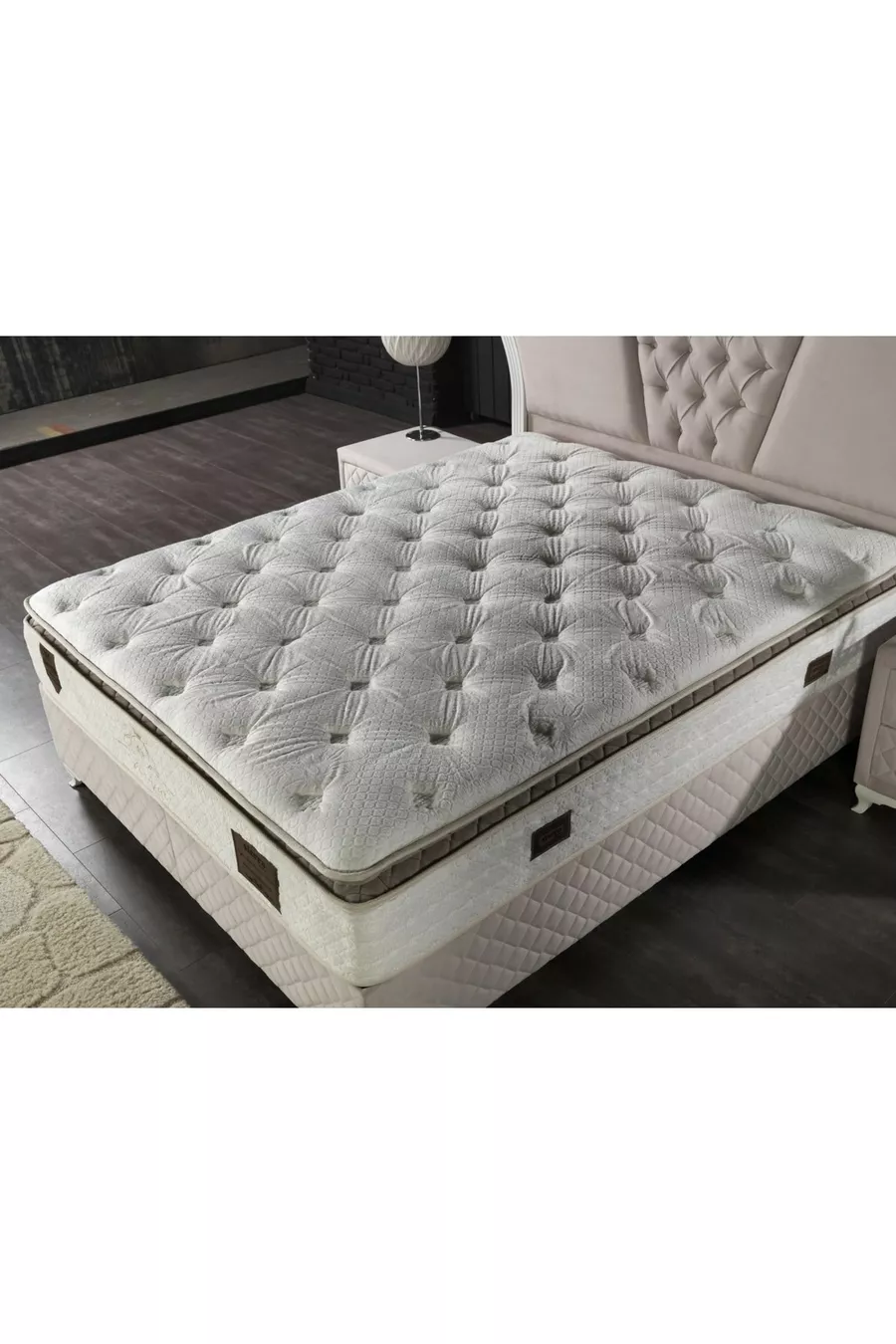 Matelas ultra orthopédique avec rembourrage complet en plume de lapin Luvita
