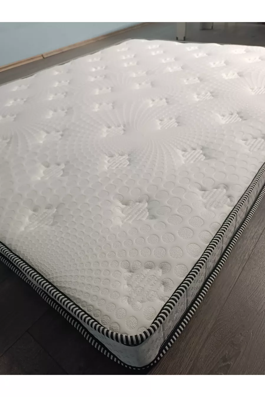 Matelas en mousse pliable compatible avec lit coffre Cm Flekke, Hemnes, Ikea, état ouvert Cm