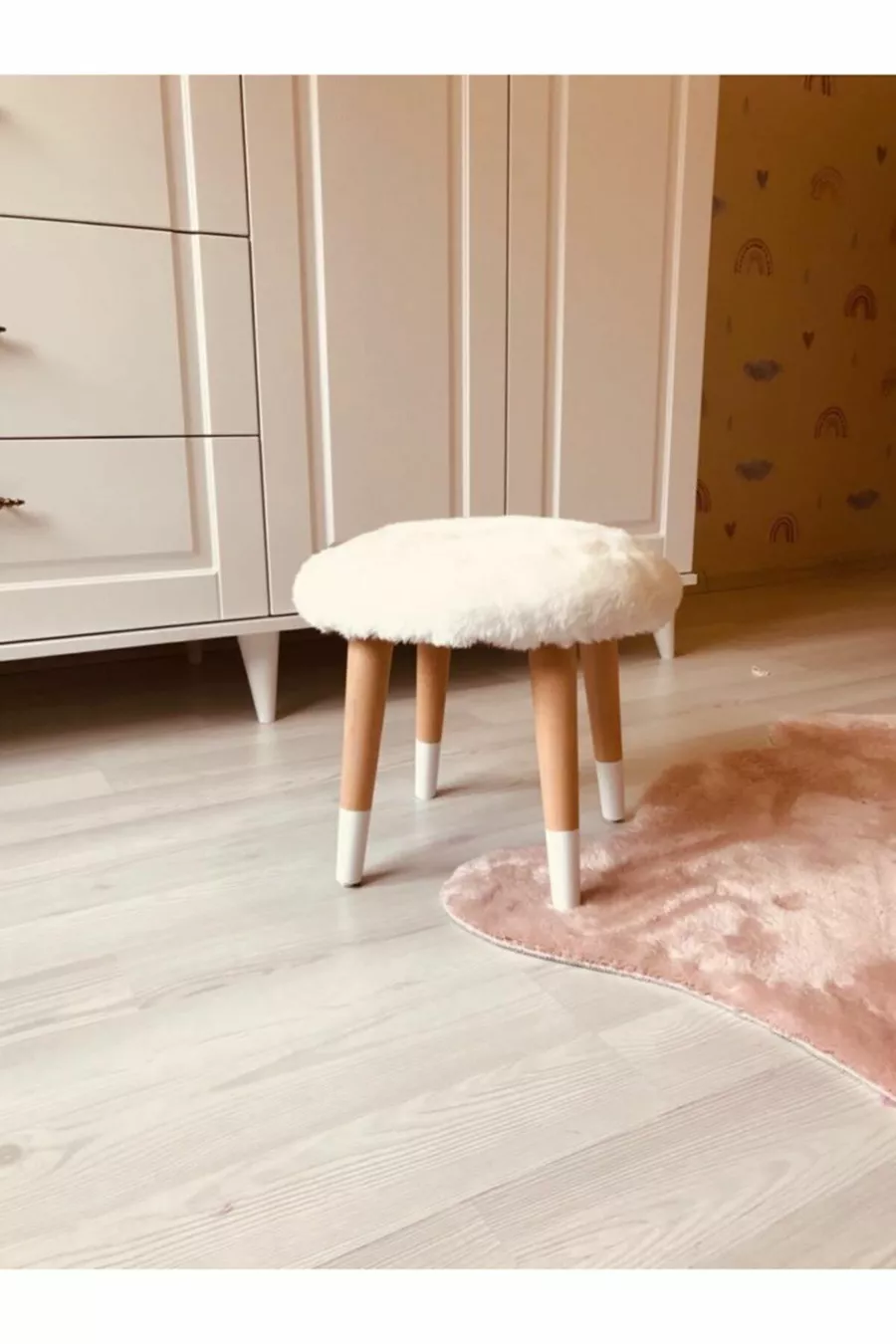 Tabouret pour enfants en peluche blanc Webpanya pour chambre d'enfant, chaise de bureau pour enfants