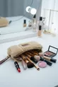 Étui polyvalent en peluche marron YUO – Lunettes, porte-stylo, trousse de maquillage, mini pochette