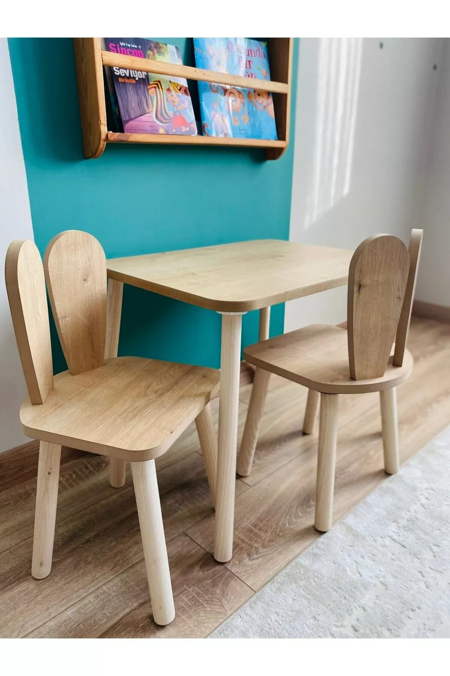 TABLE ET CHAISES D'ACTIVITÉ MONTESSORI 1 TABLE 2 CHAISES OREILLES DE LAPIN