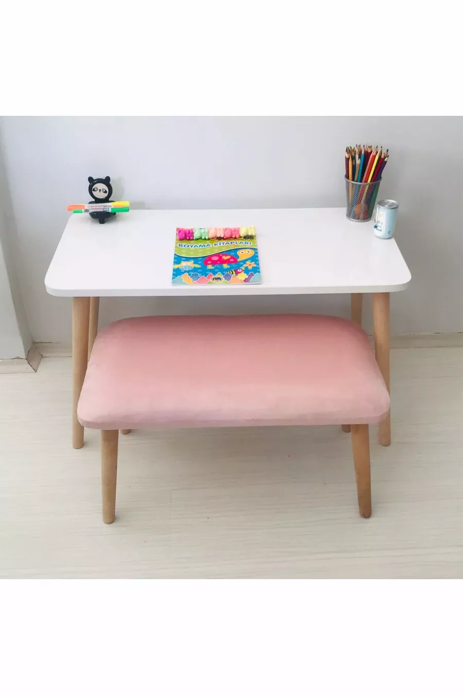 Bureau pour enfants Lilyum 1 pouf Table d'activité Ensemble de table d'activité