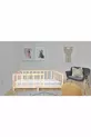* Lit d'enfant en bois naturel