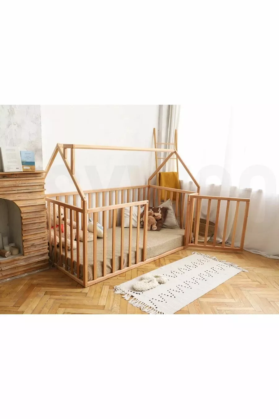 Lit Montessori en bois avec barrière de sécurité - Lit en bois massif - 