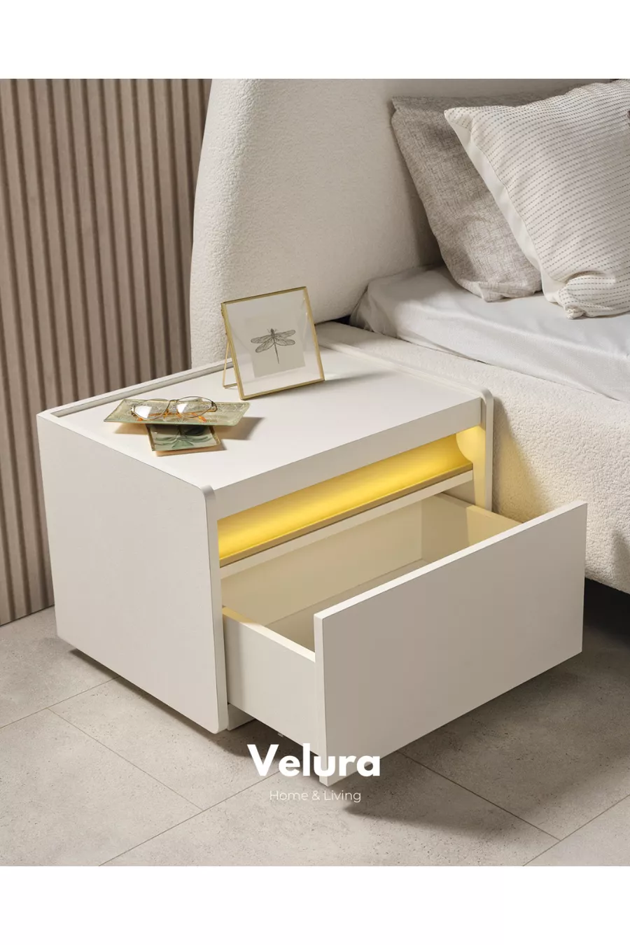 Ensemble de chambre à coucher Bern à 6 portes (2 armoires avec miroir)