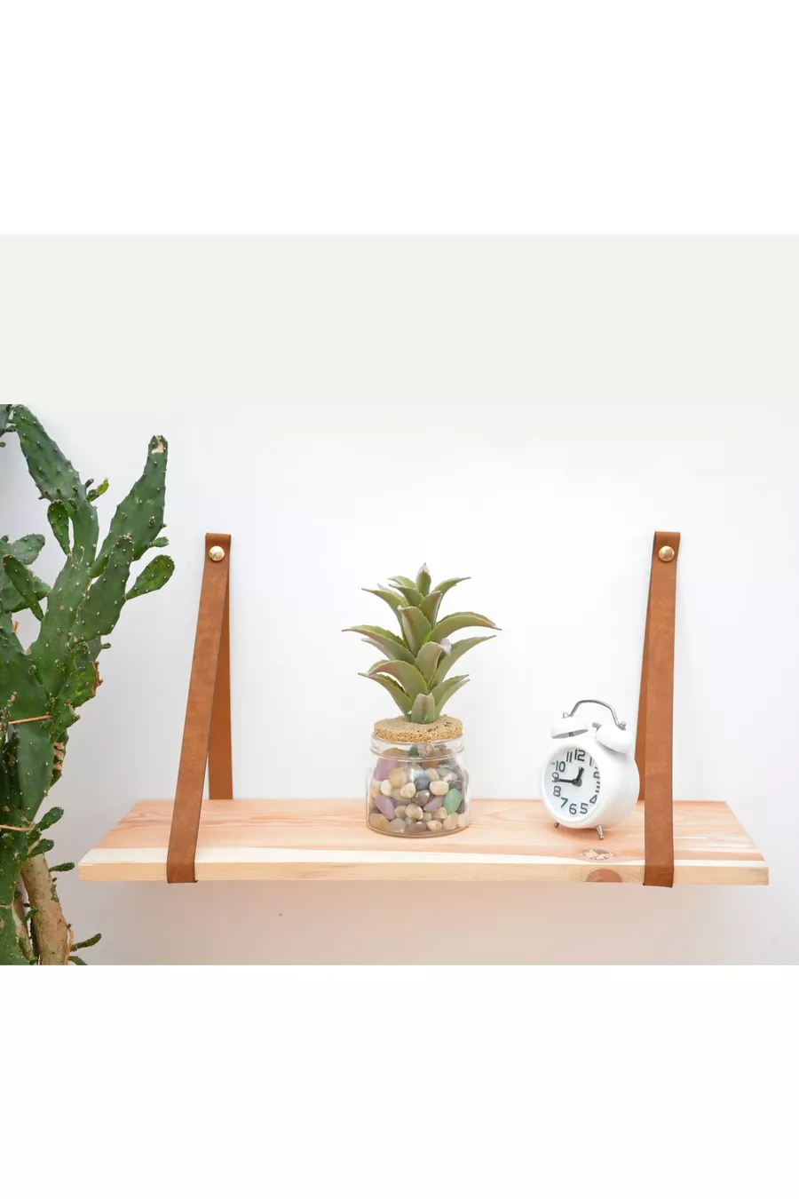 Ensemble de décoration de chambre à coucher en cuir Tête de lit Table de chevet Porte-revues Porte-plante