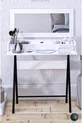 Coiffeuse élégante blanche