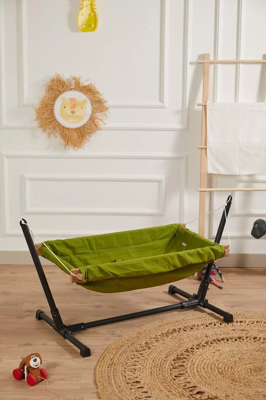 Berceau hamac pour poupée en bois avec support (Vert)