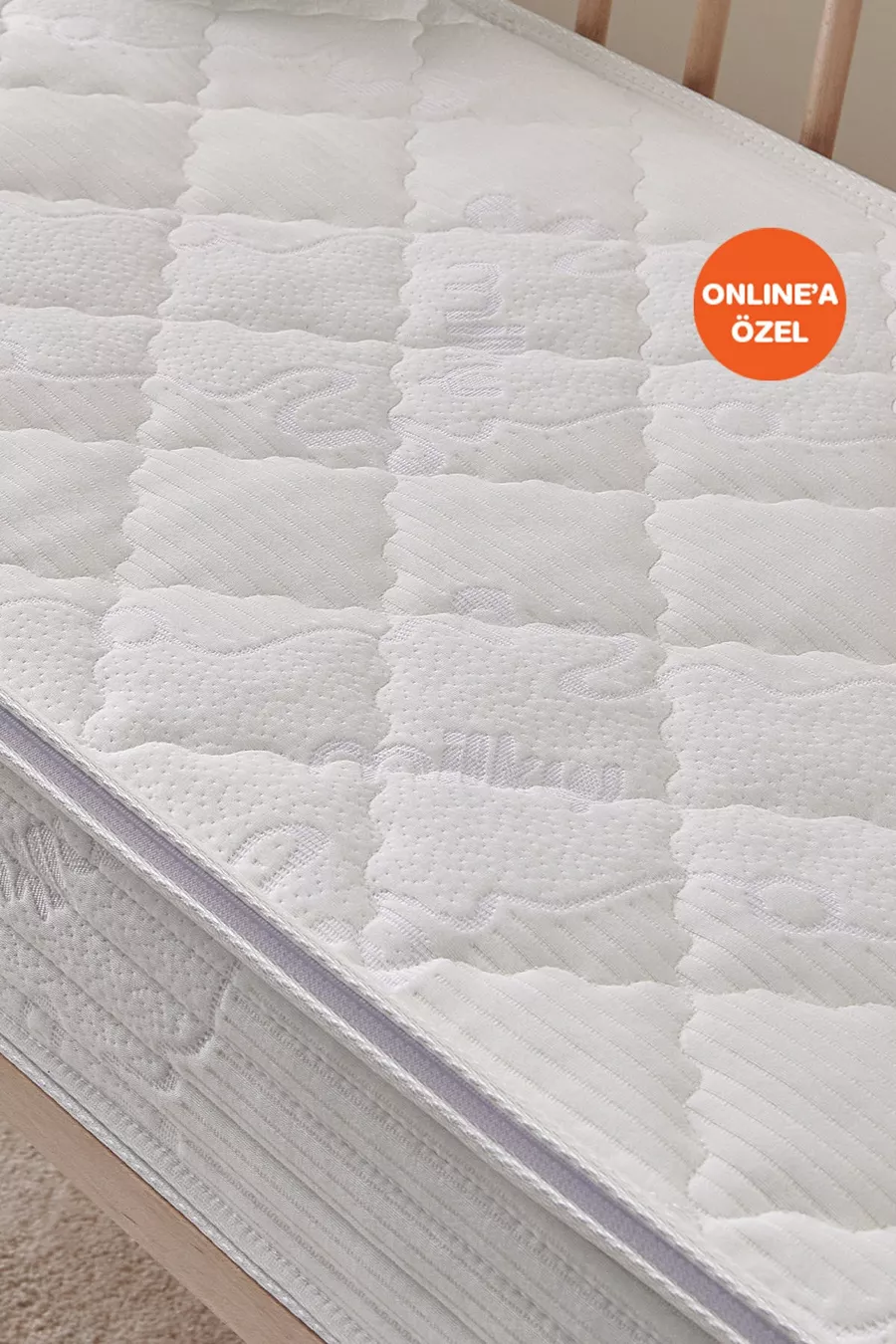 Matelas à ressorts avec rembourrage DHT confortable Milky
