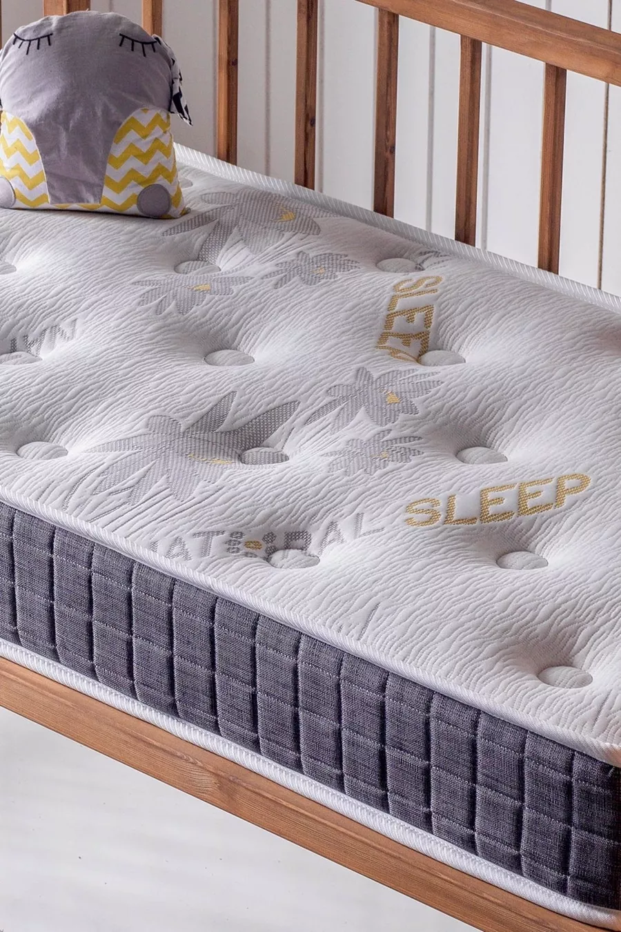 Matelas Natural Park, Lit Bébé, Lit Berceau, avec Mousse Orthopédique et Tissu Tricoté - Cm