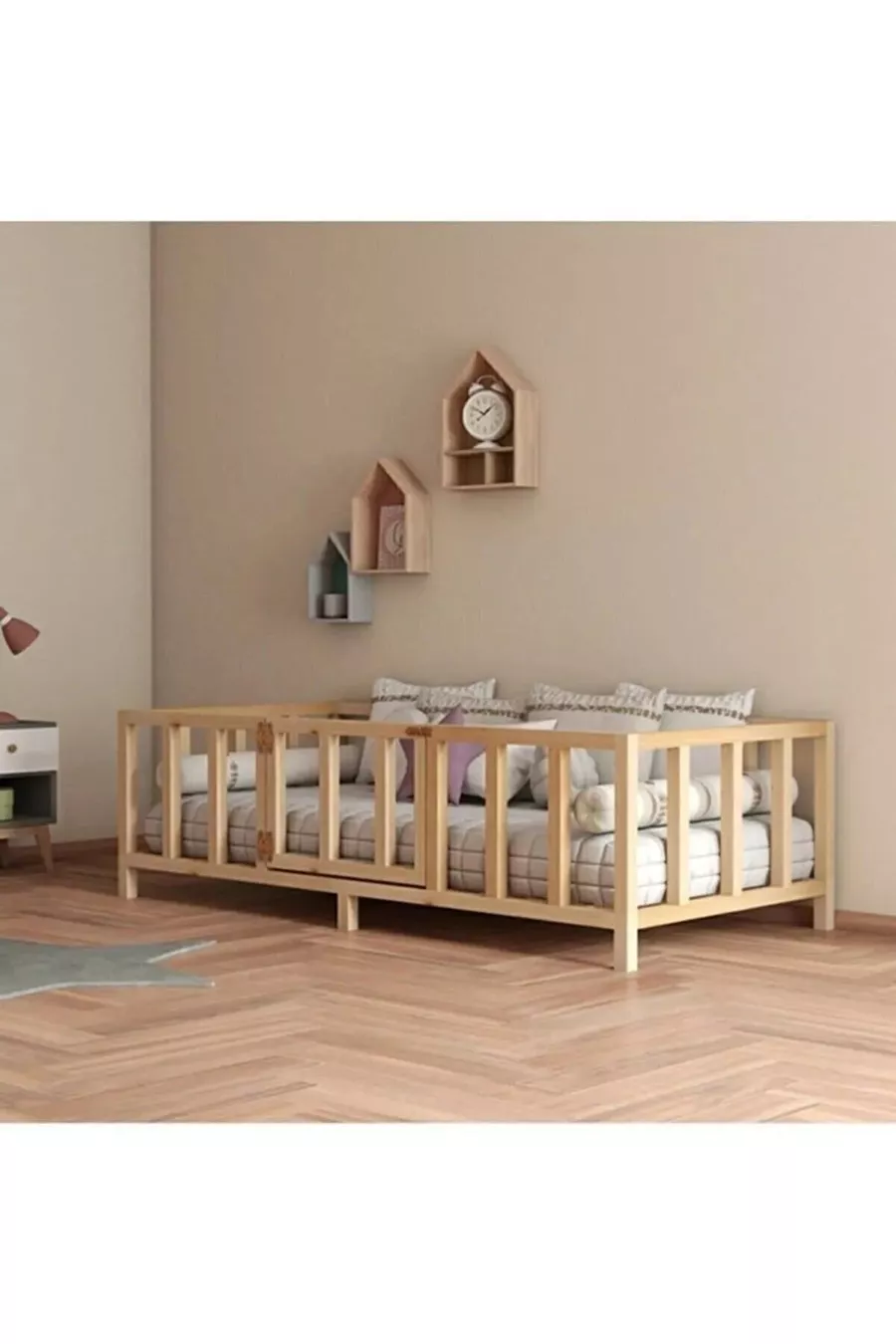 Lit Montessori Unisexe pour Bébé et Enfant avec Portes en Bois Naturel