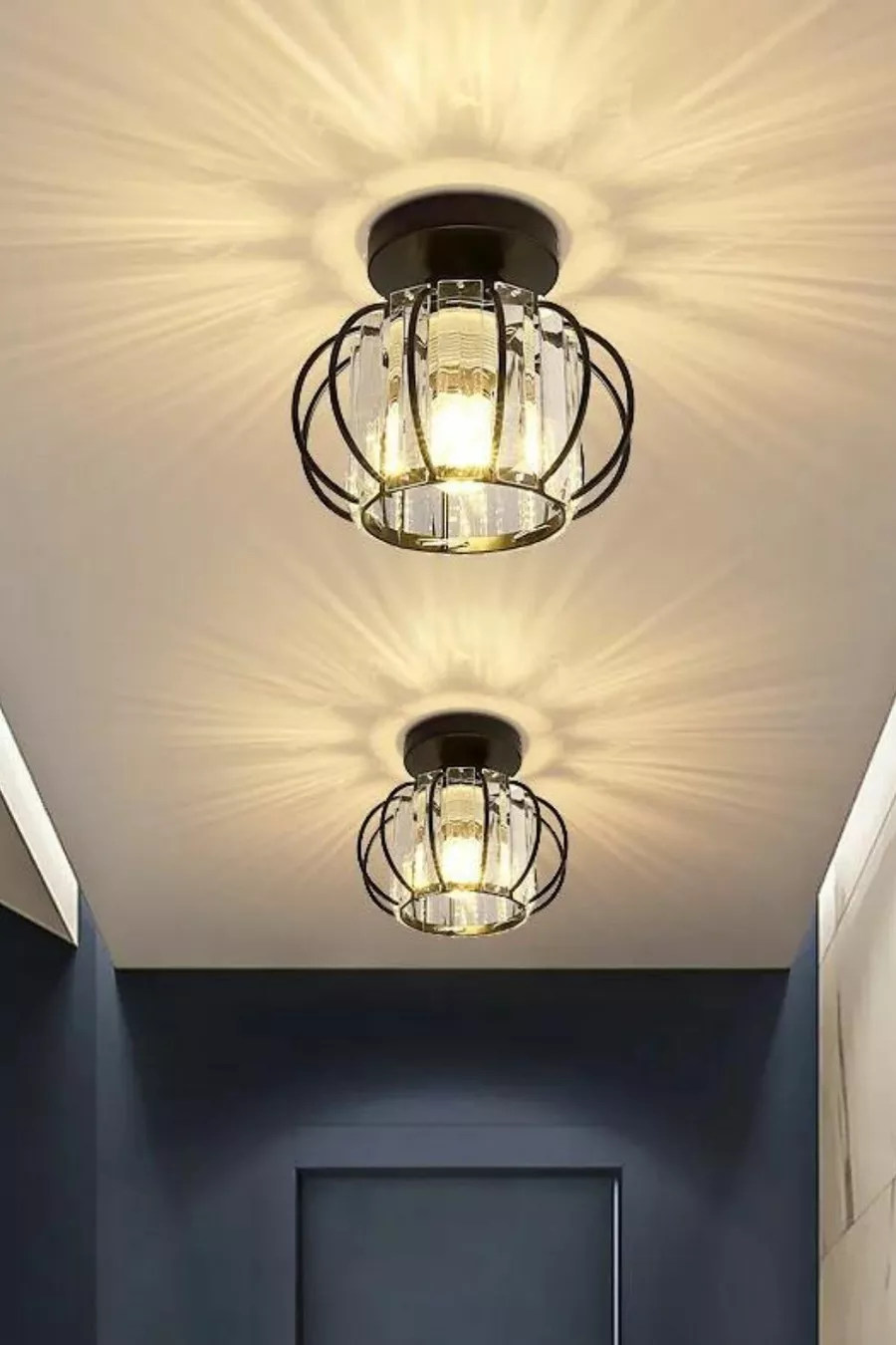 Plafonnier Lustre Bella Luce Modèle Noir en Métal avec Cristaux pour Salon, Cuisine, Chambre et Séjour