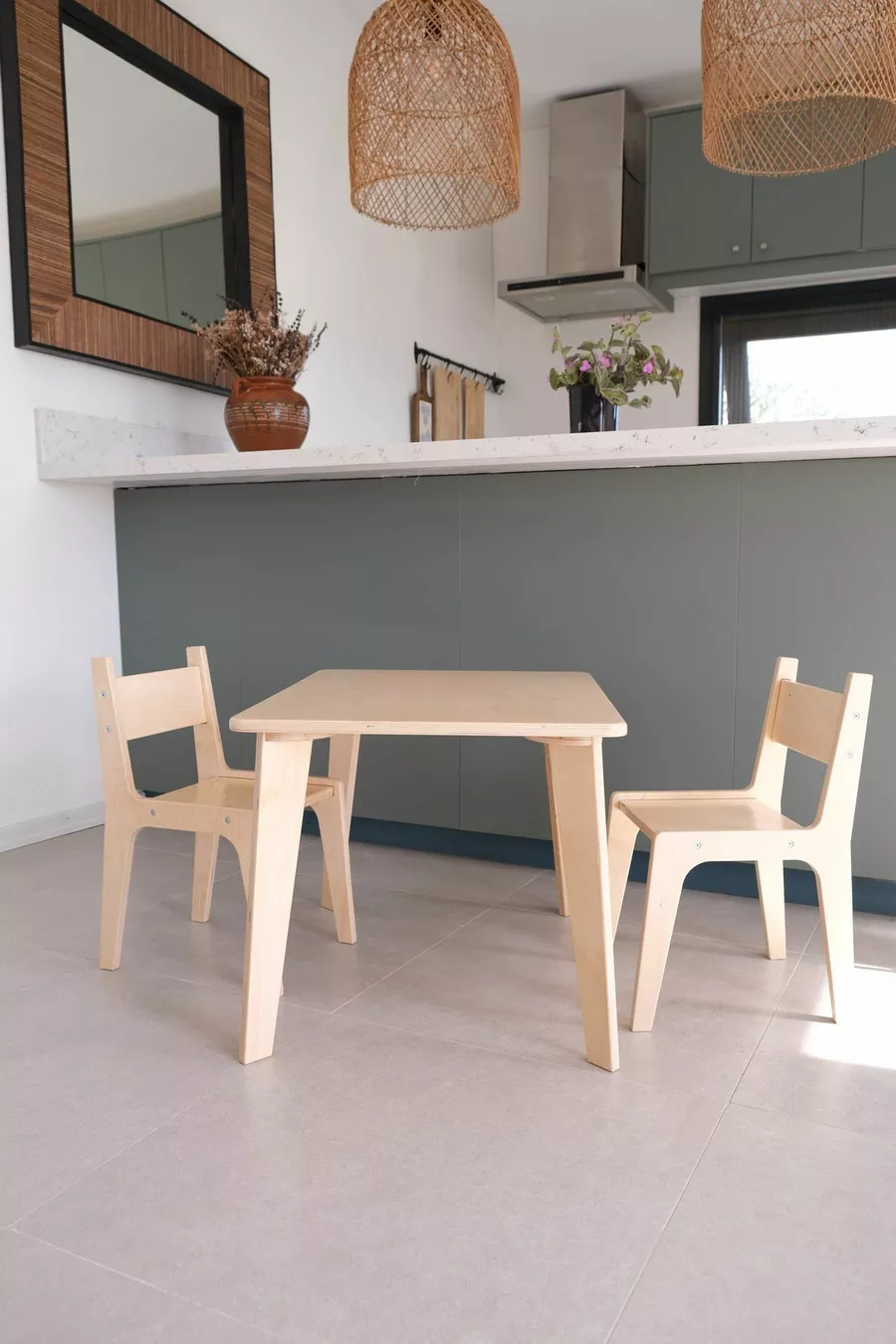 Ensemble de table et chaises en bois Montessori pour enfants (1 table + 2 chaises)