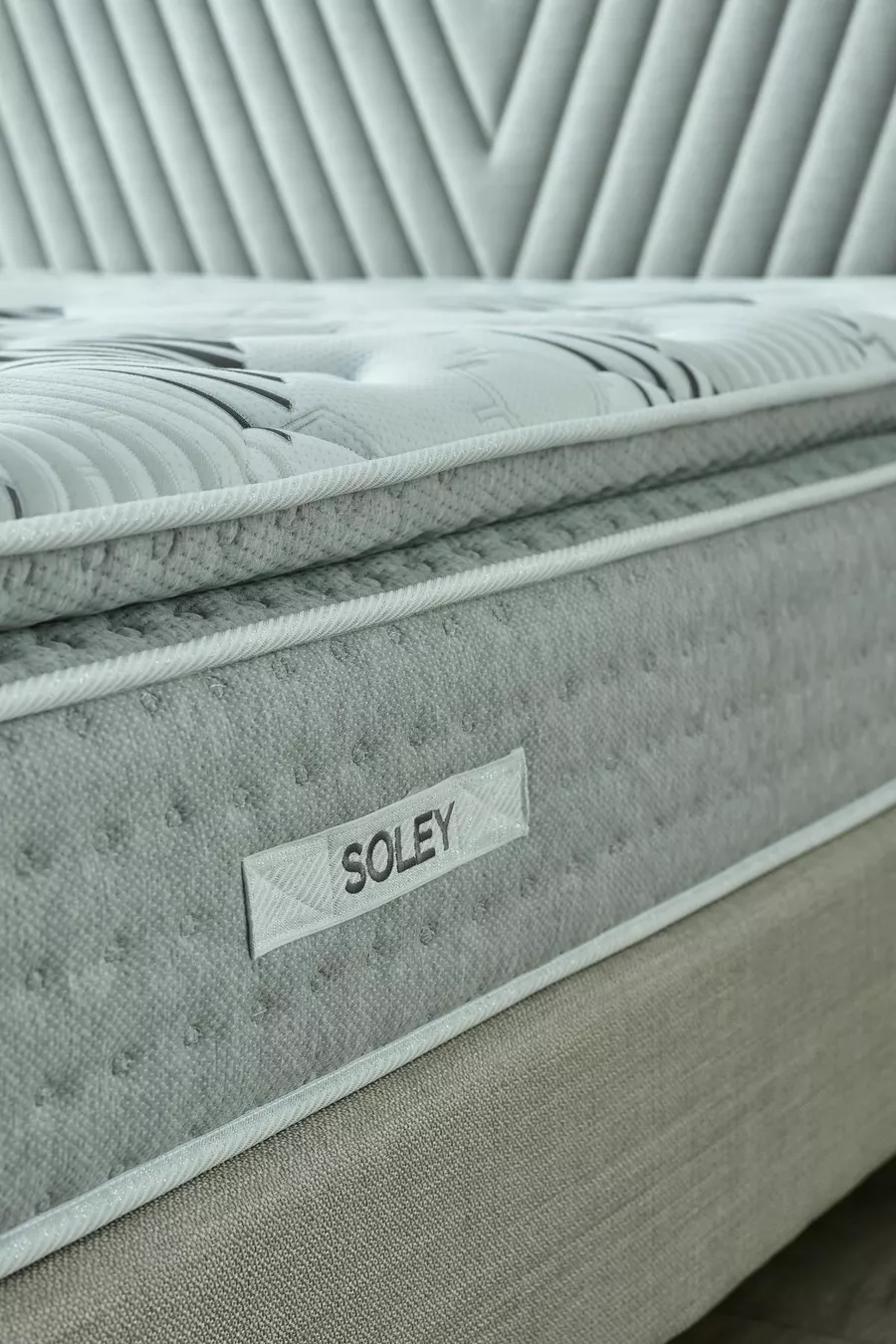 | Anti-stress | Matelas à ressorts ensachés entièrement orthopédique avec rembourrage