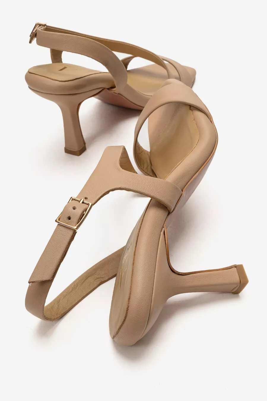 Sandales pour femme en cuir véritable, talon moyen fin, couleur beige