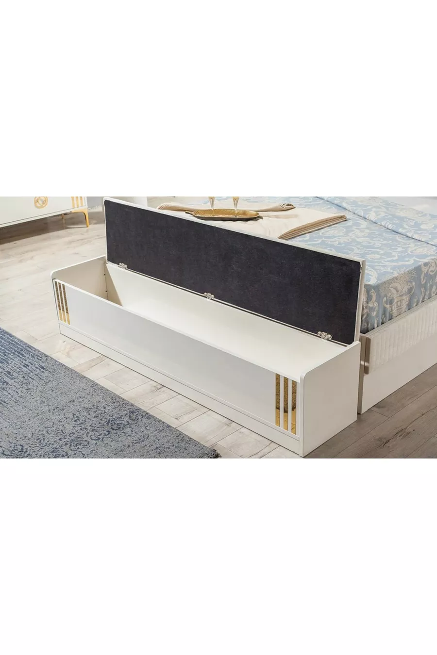 Ensemble de chambre à coucher Lora avec crème
