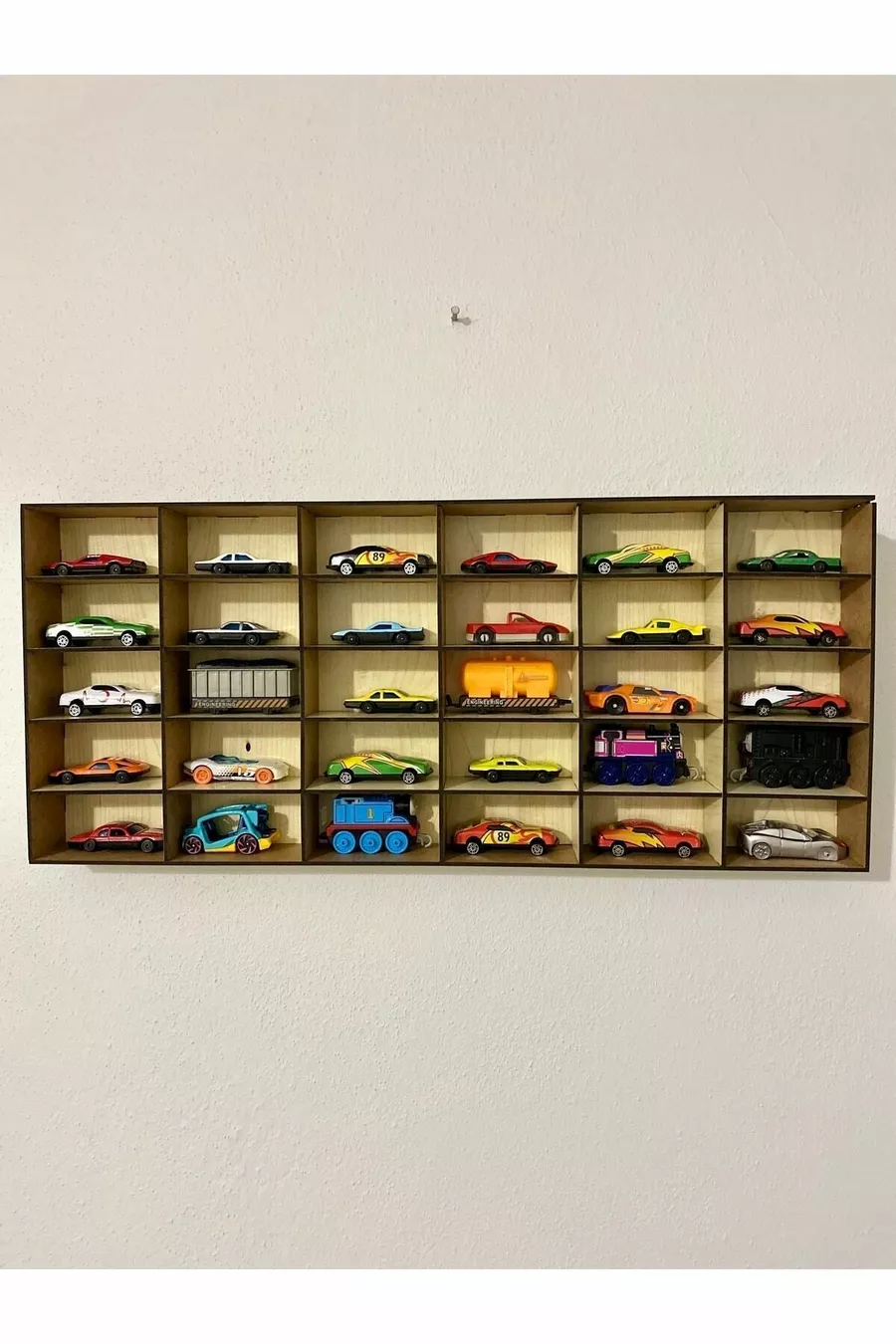 Étagère de voiture pour chambre d'enfant Montessori