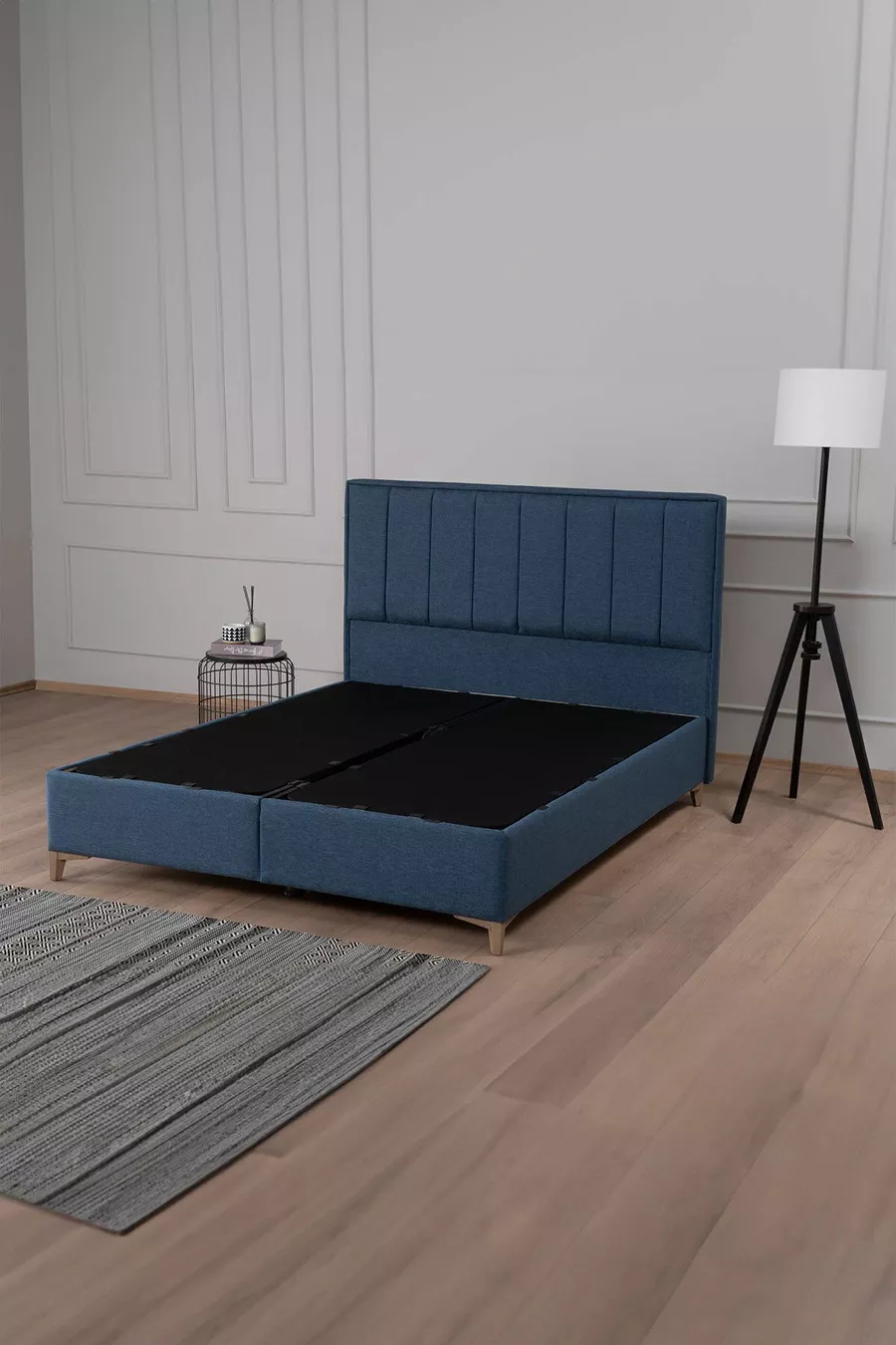Thérapie à l'or Titre (Base et matelas non inclus)