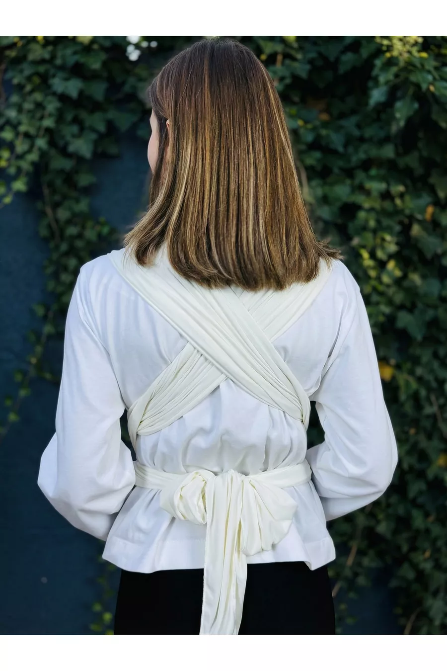Écharpe Porte-Bébé Ergonomique de Nouvelle Génération - Sling Flexible avec Poche Frontale - Mince et Léger
