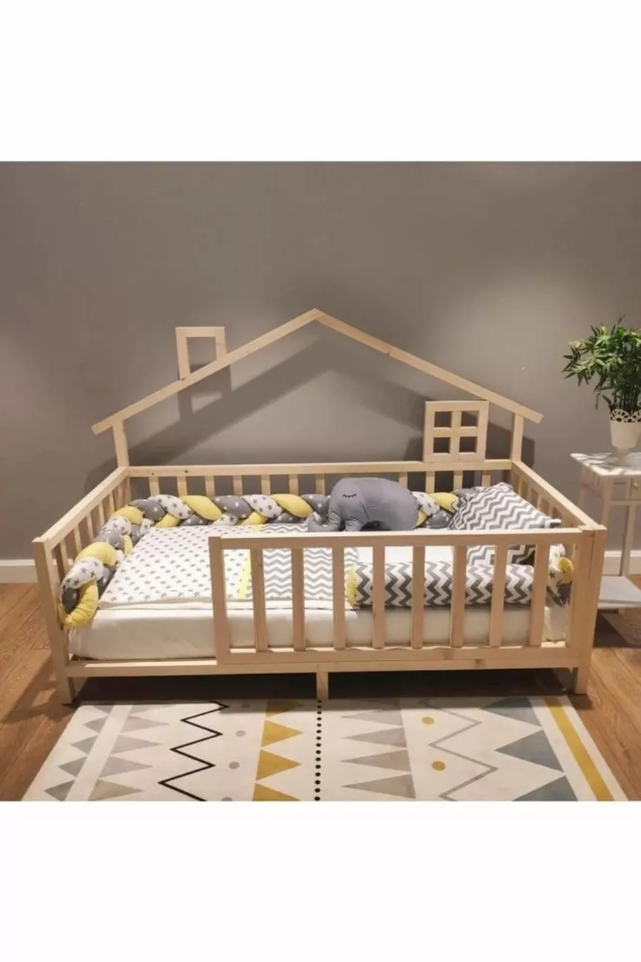 Lit Montessori naturel pour bébés et enfants